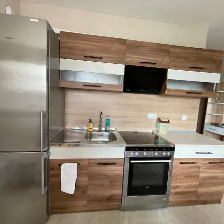 Sea Diamond, Sunny Beach Daire